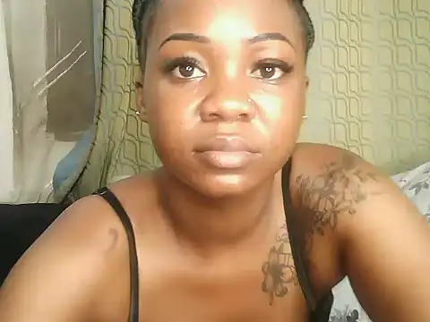 Snapshot of savage_and_sweet chatting on June 2026 11:13:02 PM savage and sweet online show from June 2026 11:13:02 PM
