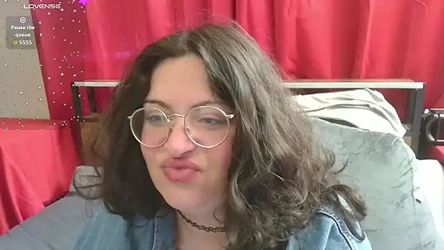 Snapshot of squishkink chatting on June 2026 03:49:02 PM squishkink online show from June 2026 03:49:02 PM