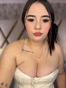 Snapshot of ValeriaCarter chatting on June 2026 12:37:01 PM ValeriaCarter online show from June 2026 12:37:01 PM