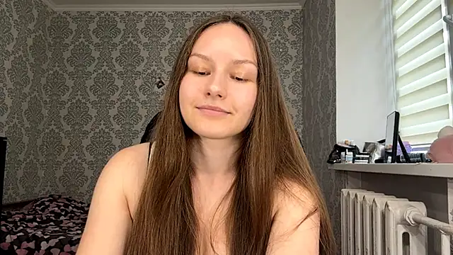 Snapshot of ShaylaChong chatting on June 2026 10:15:01 AM ShaylaChong online show from June 2026 10:15:01 AM