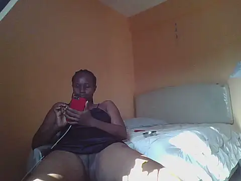 Snapshot of pinky-lips chatting on July 2026 01:14:01 PM pinky-lips online show from July 2026 01:14:01 PM