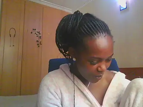 Snapshot of lunahit chatting on June 2026 05:49:02 AM lunahit online show from June 2026 05:49:02 AM