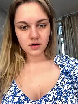 Snapshot of la_lisa_ chatting on June 2026 06:39:01 AM la lisa online show from June 2026 06:39:01 AM