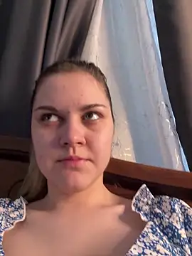Snapshot of la_lisa_ chatting on June 2026 07:10:01 AM la lisa online show from June 2026 07:10:01 AM