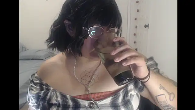 Snapshot of MaevenNectar chatting on June 2026 12:02:02 AM MaevenNectar online show from June 2026 12:02:02 AM