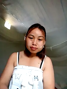Snapshot of HoaHongXanh22 chatting on May 2026 03:58:02 AM HoaHongXanh22 online show from May 2026 03:58:02 AM