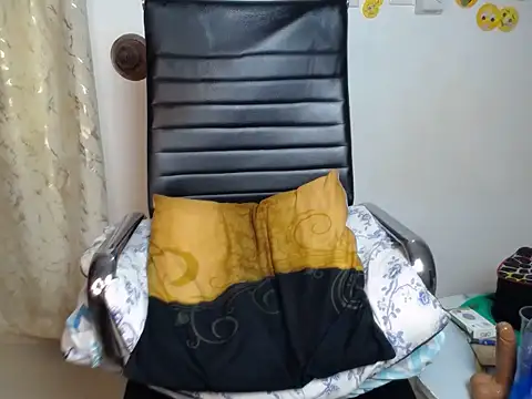 KlaraCandy online show from May 2026 05:48:02 AM