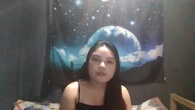 Snapshot of RosariaSuglia chatting on May 2026 10:56:01 AM RosariaSuglia online show from May 2026 10:56:01 AM