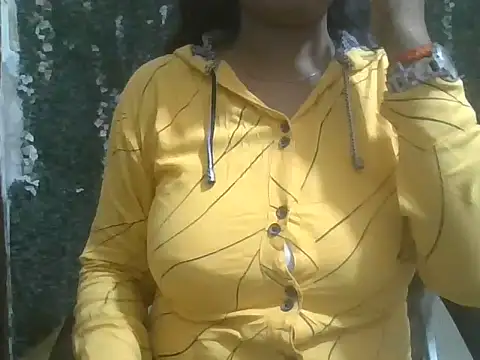 Snapshot of shallykaur chatting on June 2026 03:41:01 AM shallykaur online show from June 2026 03:41:01 AM
