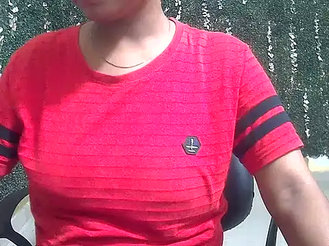Snapshot of shallykaur chatting on June 2026 04:54:02 AM shallykaur online show from June 2026 04:54:02 AM