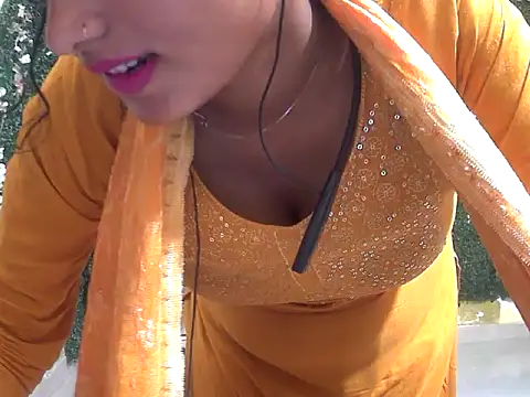 Snapshot of shallykaur chatting on June 2026 03:49:01 AM shallykaur online show from June 2026 03:49:01 AM