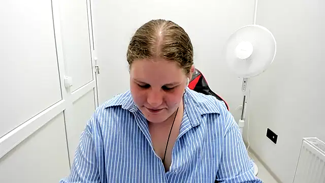 Bella shyy  online show from July 2026 02:42:02 PM