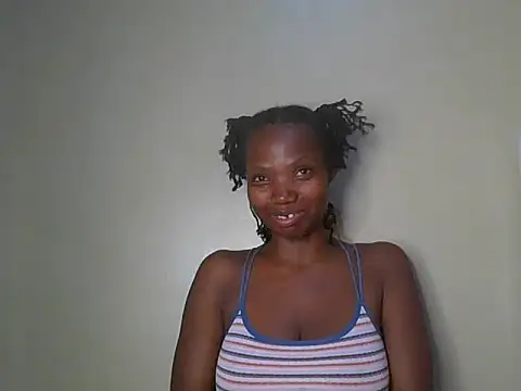 Snapshot of Mariana_150 chatting on June 2026 09:39:01 PM Mariana 150 online show from June 2026 09:39:01 PM