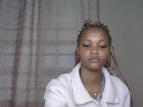 Snapshot of PrettyT5 chatting on June 2026 05:46:01 AM PrettyT5 online show from June 2026 05:46:01 AM