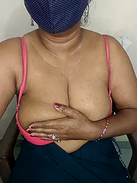 MISS-LOVEV online show from July 2026 01:29:01 AM