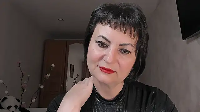 Snapshot of Helen_Beller chatting on July 2026 05:51:02 PM Helen Beller online show from July 2026 05:51:02 PM