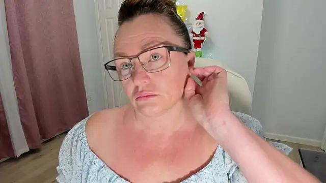 Vika73 online show from December 2024 12:25:02 PM