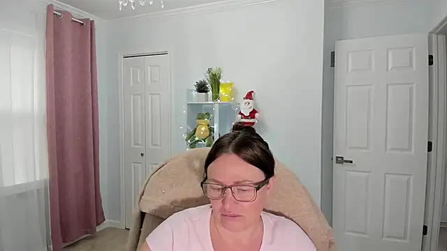 Vika73 online show from December 2024 03:44:01 PM