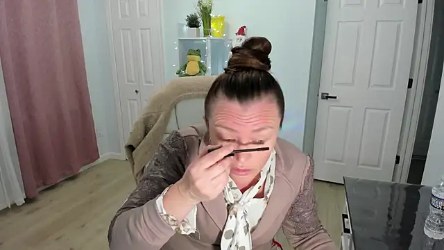 Vika73 online show from December 2024 12:38:01 PM