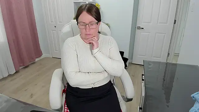 Vika73 online show from February 2025 04:57:01 PM