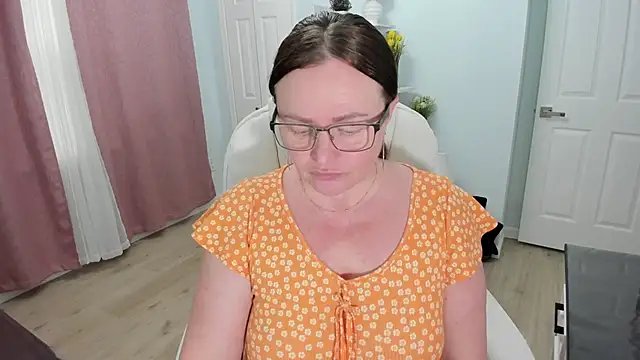 Vika73 online show from February 2025 08:53:02 PM