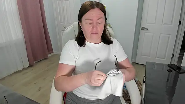 Vika73 online show from March 2025 12:45:01 PM