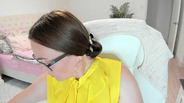 Vika73 online show from June 2026 10:50:02 AM