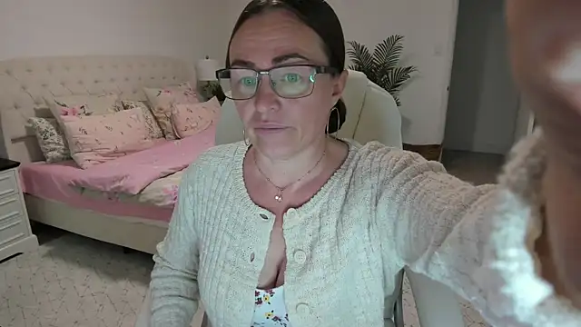 Vika73 online show from June 2026 10:30:02 AM