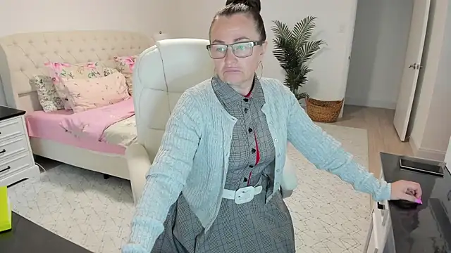 Vika73 online show from July 2026 11:26:01 AM
