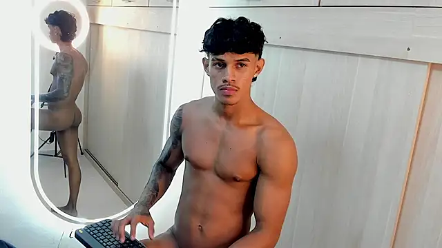 Snapshot of Joao_da_silva19 chatting on June 2026 11:35:01 PM Joao da silva19 online show from June 2026 11:35:01 PM
