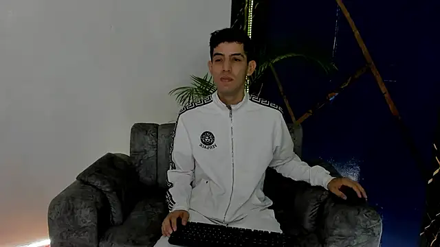 Snapshot of sexy_hairy1 chatting on June 2026 11:25:01 AM sexy hairy1 online show from June 2026 11:25:01 AM