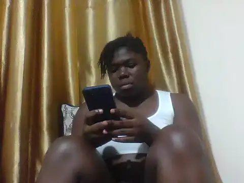 Snapshot of evethegurl chatting on June 2026 04:13:01 AM evethegurl online show from June 2026 04:13:01 AM