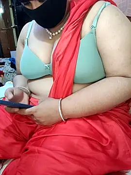 Snapshot of shaik35f chatting on June 2026 07:52:01 AM shaik35f online show from June 2026 07:52:01 AM