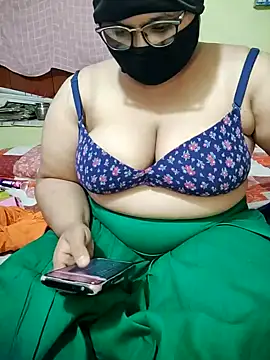 Snapshot of shaik35f chatting on July 2026 07:08:02 PM shaik35f online show from July 2026 07:08:02 PM
