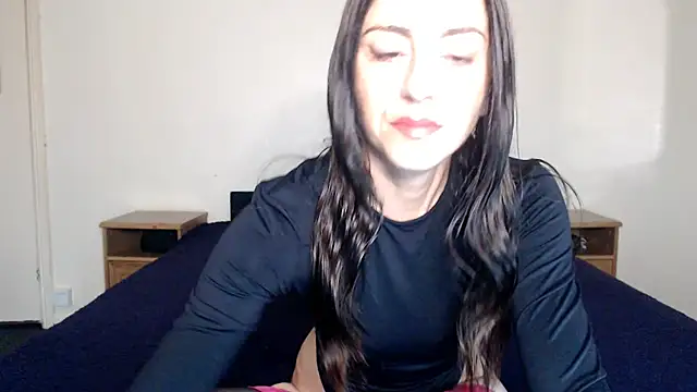 Snapshot of DirtyStella chatting on May 2026 06:00:02 AM DirtyStella online show from May 2026 06:00:02 AM