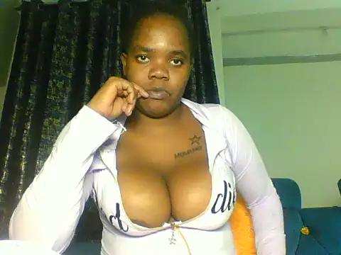 Snapshot of summerdivah chatting on June 2026 08:02:01 PM summerdivah online show from June 2026 08:02:01 PM