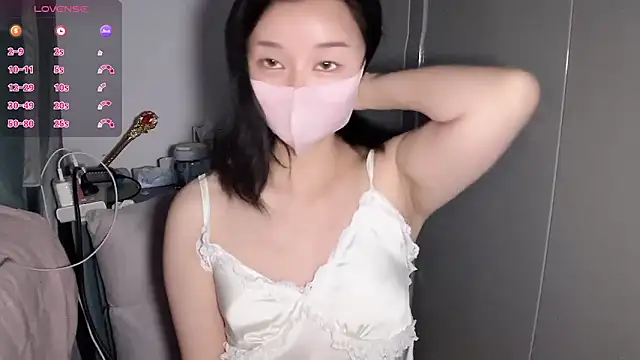 mengmeng-Zzz online show from May 2026 08:29:01 PM