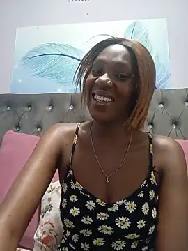 Snapshot of AngelWonderLand07 chatting on June 2026 02:14:02 AM AngelWonderLand07 online show from June 2026 02:14:02 AM