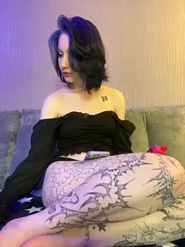 Snapshot of Glissadaaa chatting on June 2026 06:31:01 PM Glissadaaa online show from June 2026 06:31:01 PM
