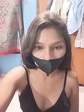 Naughty-Savi online show from June 2026 06:31:01 PM