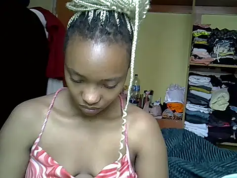 pretty jazminee1 online show from May 2026 06:40:01 AM