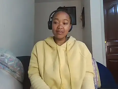 Snapshot of atara_seren chatting on July 2026 08:14:01 PM atara seren online show from July 2026 08:14:01 PM