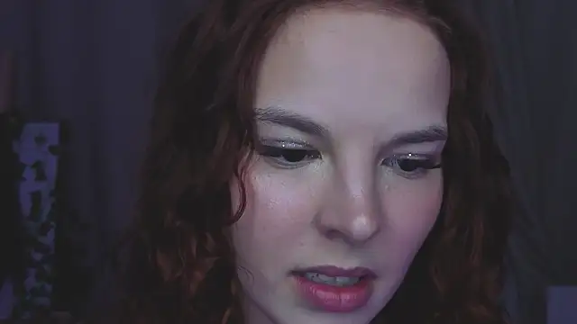 Snapshot of SinaHogsette chatting on June 2026 07:20:01 PM SinaHogsette online show from June 2026 07:20:01 PM