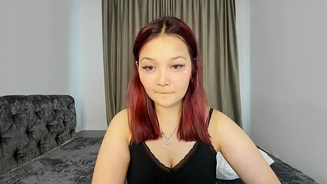Snapshot of laylasweet_ chatting on May 2026 10:43:01 AM laylasweet online show from May 2026 10:43:01 AM