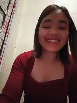 Snapshot of Emma-sin chatting on May 2026 03:00:01 AM Emma-sin online show from May 2026 03:00:01 AM