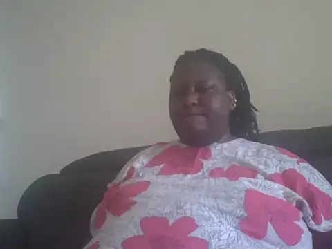 Snapshot of fat_ebonyqueen chatting on May 2026 06:20:01 AM fat ebonyqueen online show from May 2026 06:20:01 AM