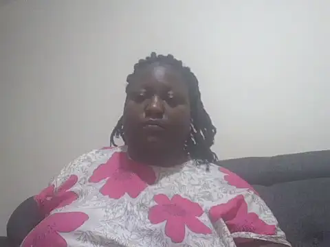 Snapshot of fat_ebonyqueen chatting on May 2026 06:26:01 PM fat ebonyqueen online show from May 2026 06:26:01 PM