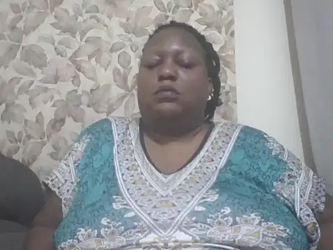 Snapshot of fat_ebonyqueen chatting on June 2026 12:03:02 AM fat ebonyqueen online show from June 2026 12:03:02 AM