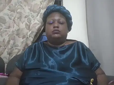 Snapshot of fat_ebonyqueen chatting on July 2026 06:12:01 PM fat ebonyqueen online show from July 2026 06:12:01 PM