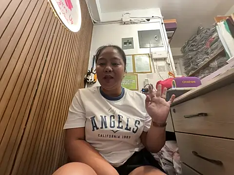Snapshot of asian_milfpinay chatting on July 2026 06:32:01 AM asian milfpinay online show from July 2026 06:32:01 AM